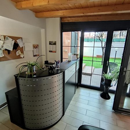 Hostal D'Annunzio House Cesano Boscone Kültér fotó