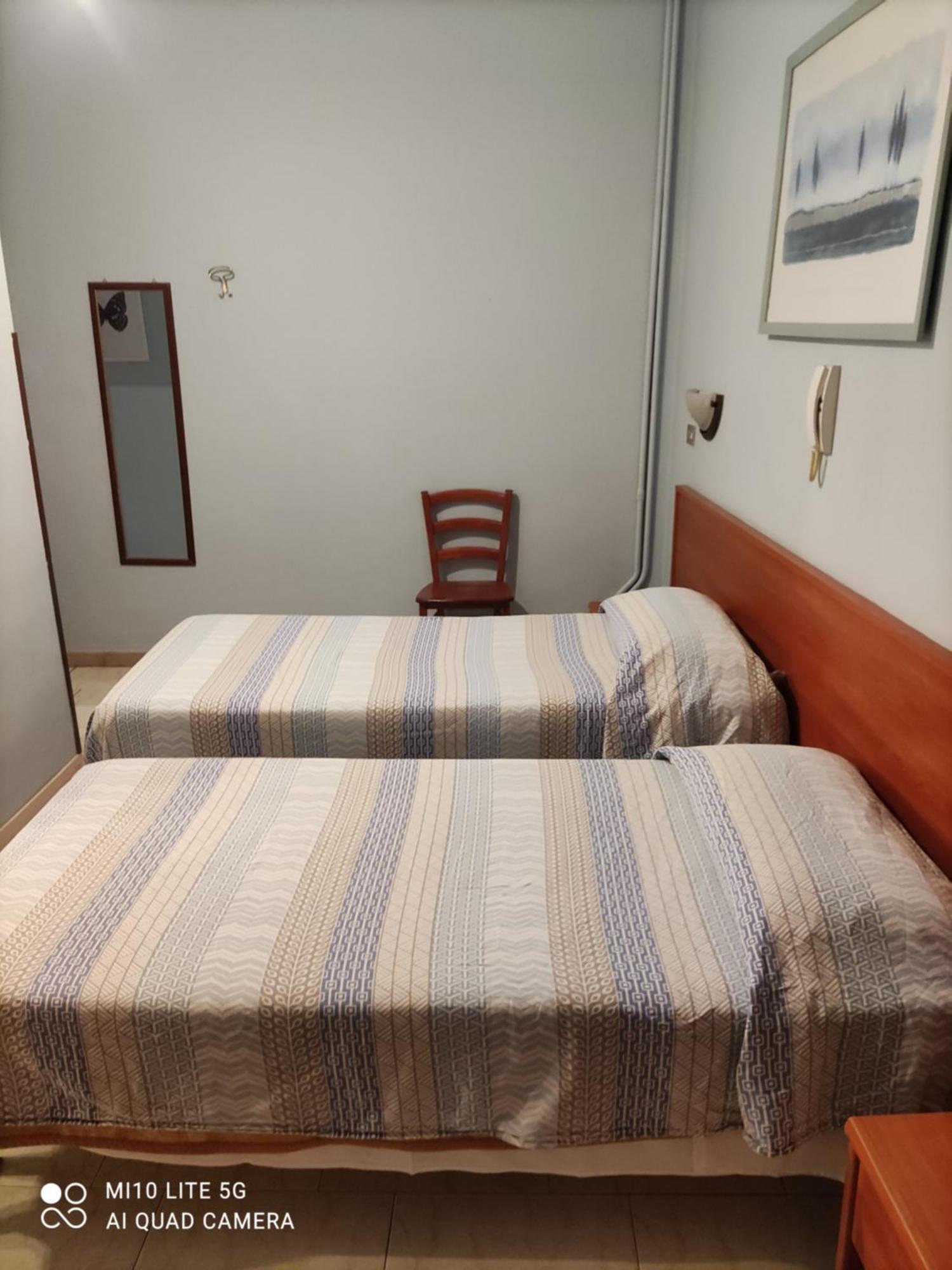Hostal D'Annunzio House Cesano Boscone Kültér fotó
