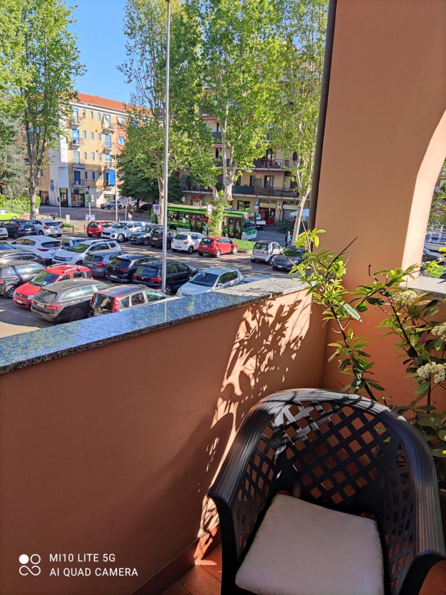 Hostal D'Annunzio House Cesano Boscone Kültér fotó