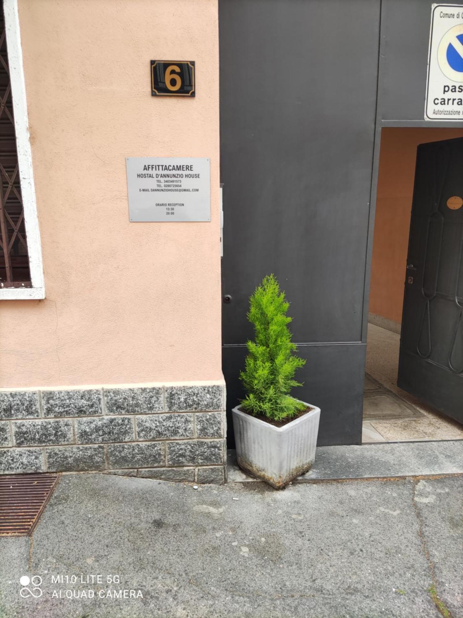 Hostal D'Annunzio House Cesano Boscone Kültér fotó
